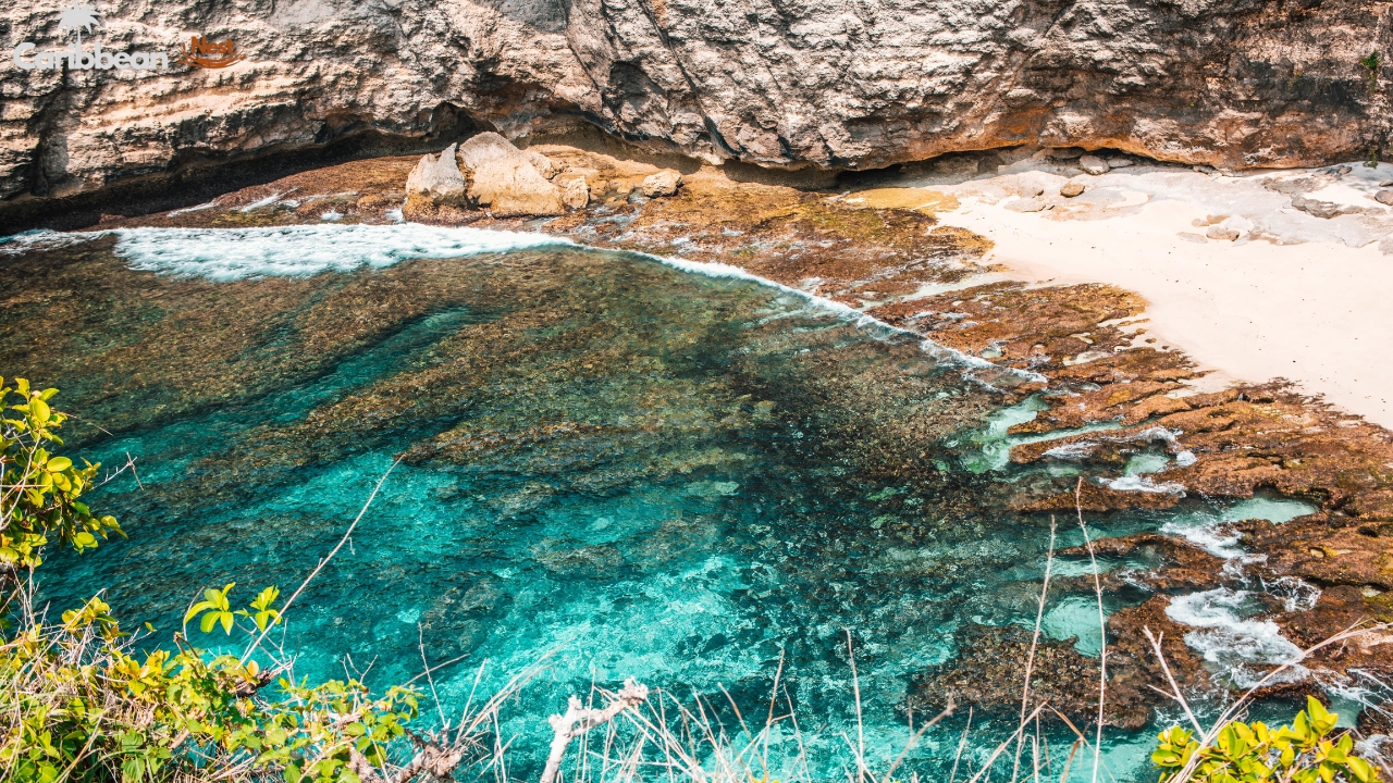 why-explore-hidden-places-in-curacao